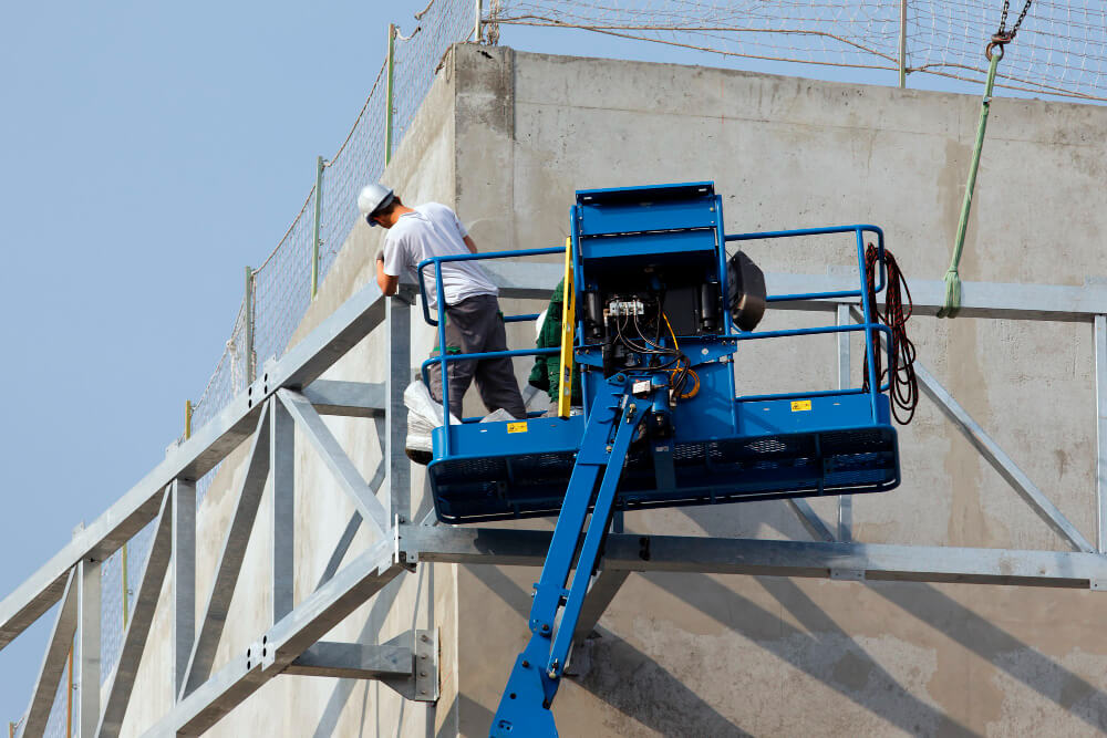 Boom lift and scissor lift rental at a Klamath Falls job site
