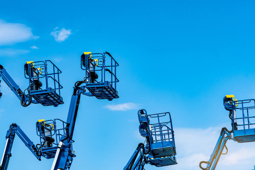 Boom lift equipment for Mojave construction projects