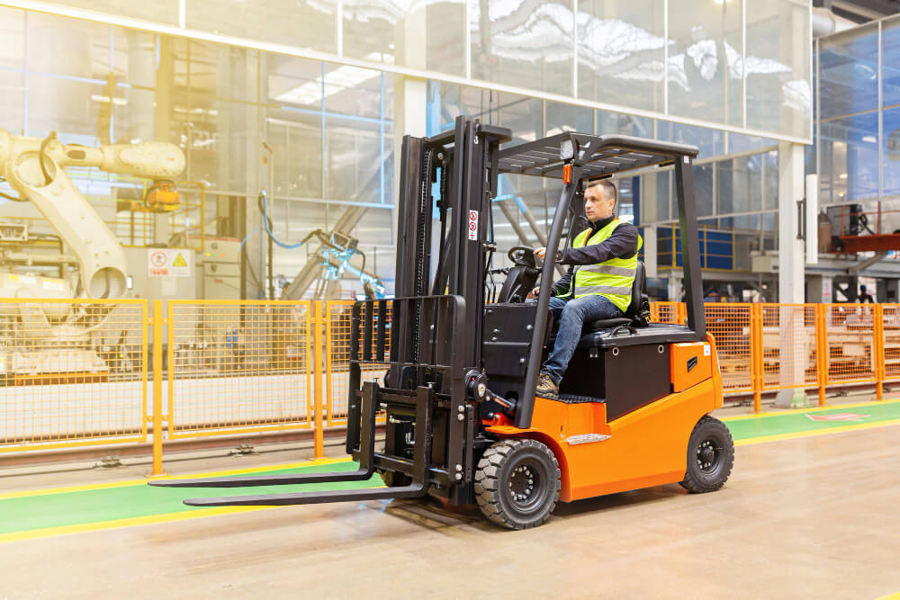 Reach lift equipment for Hampton construction projects