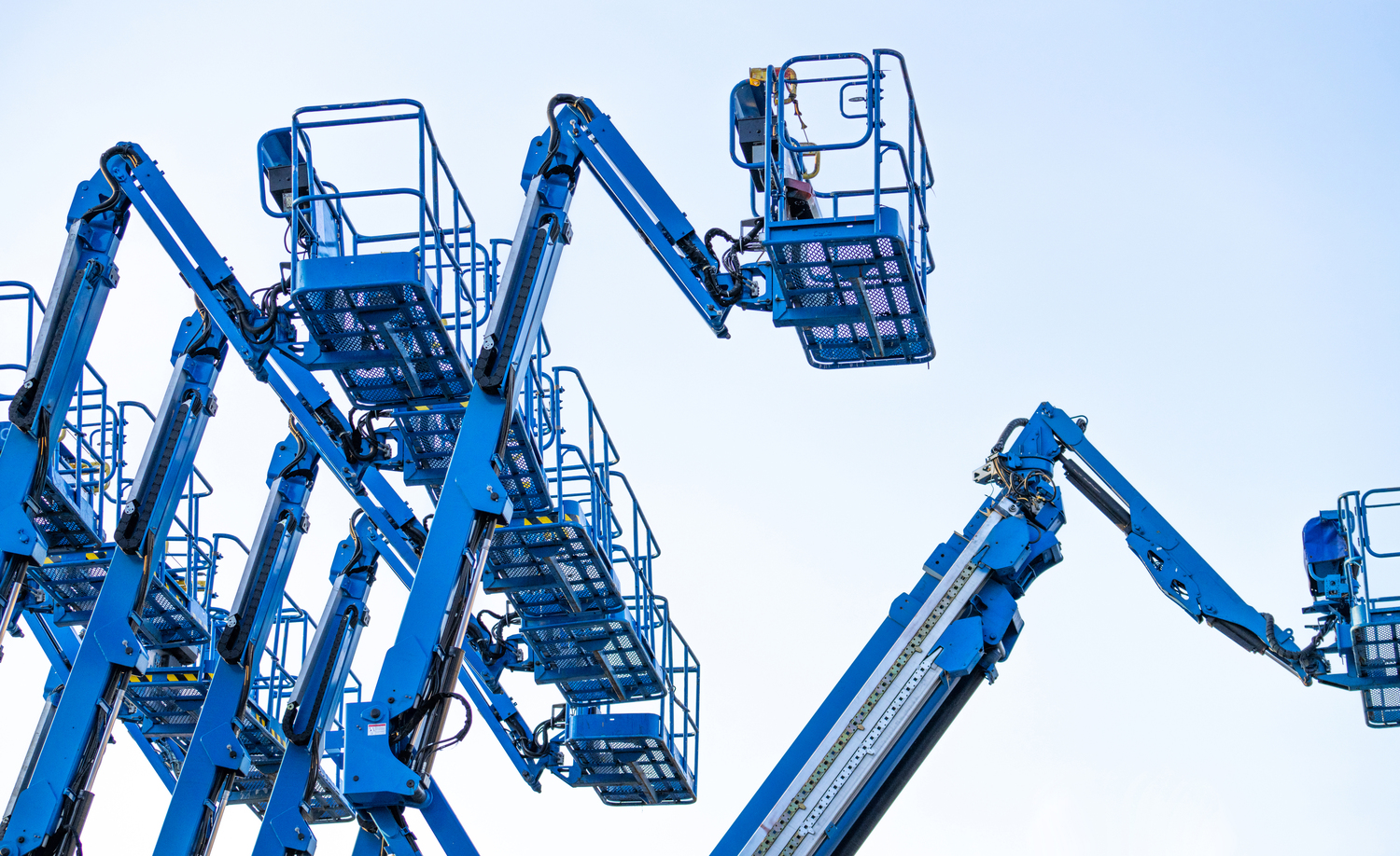 Articulated boom lift Aerial platform lift rentals in Paramount, CA