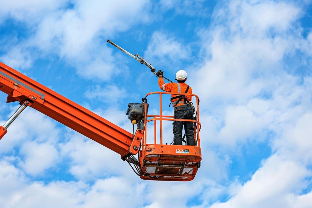 Boom lift rentals in Tulsa