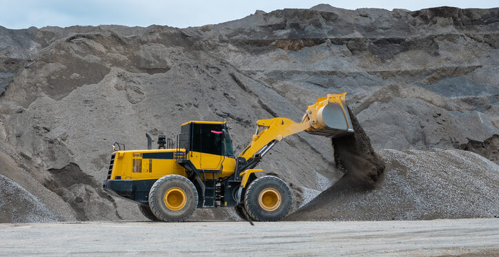 Heavy equipment rental in Hesperia, California