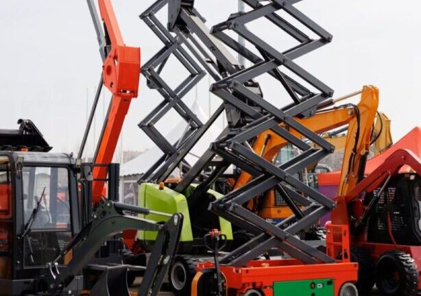 Boom lift and scissor lift rentals in East Syracuse, New York