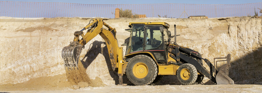 Construction equipment rental in Hesperia, California