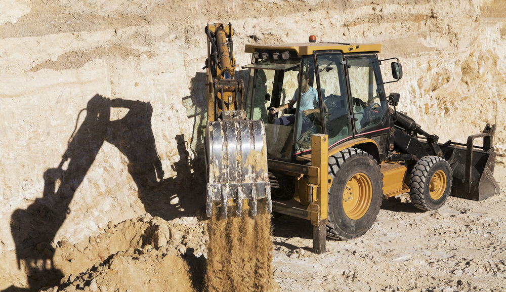 Heavy equipment rental in Taft, California