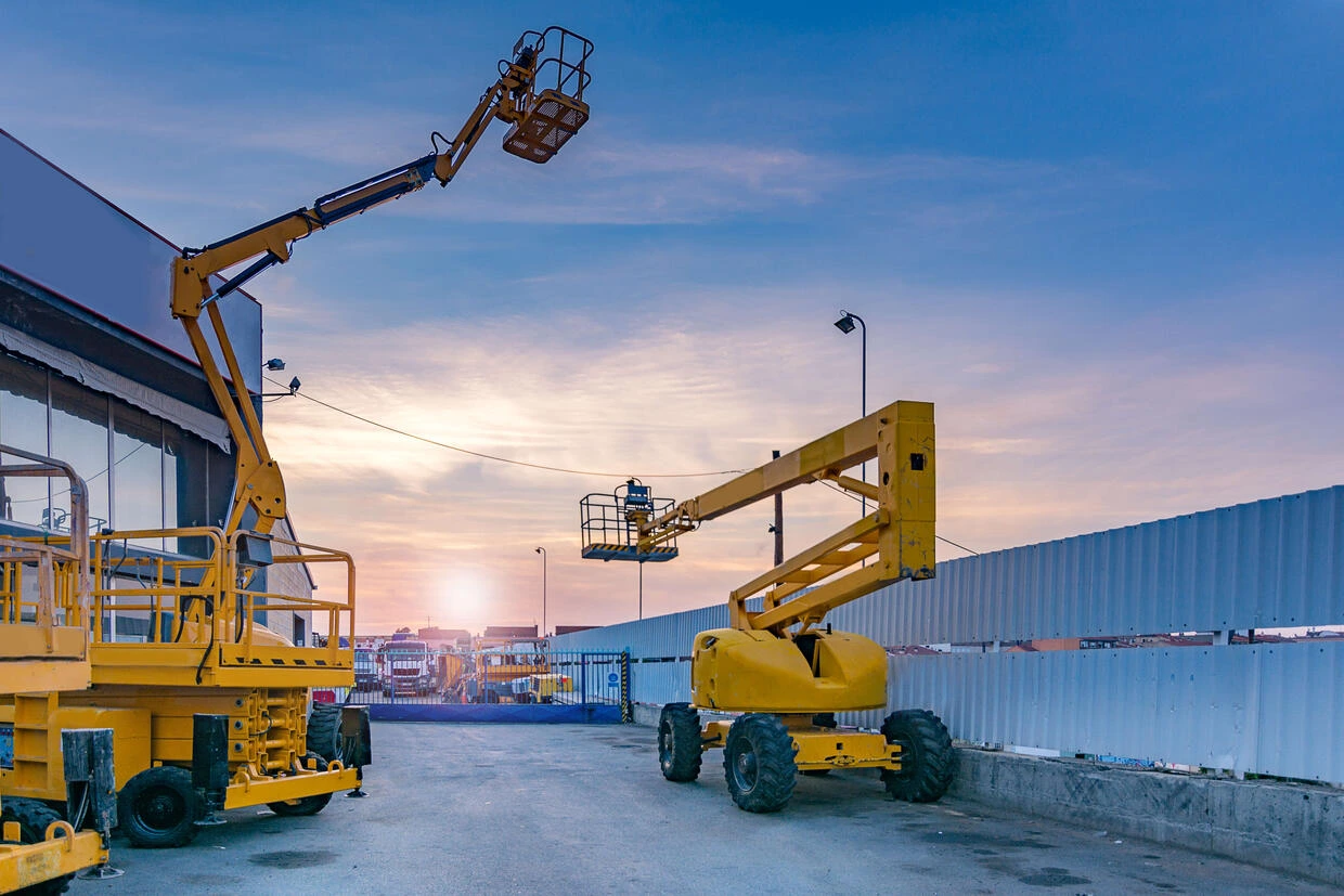 articulating boom lift rental in california